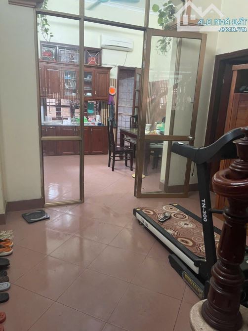 Cho thuê nhà mặt ngõ Tân Xuân, Đông Ngạc, Bắc Từ Liêm. DT 60m2 x 3.5 tầng, giá 15tr - 2