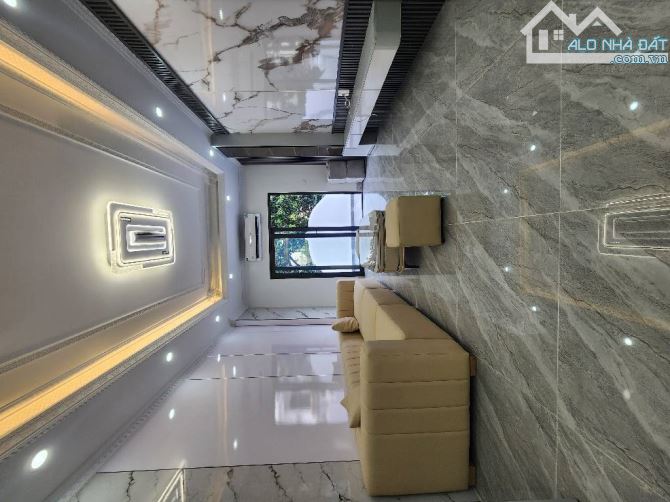 BÁN NHÀ NGUYỄN VĂN LINH – PHÚC ĐỒNG – 5 TẦNG – 30M² – 5,6 TỶ – FULL NỘI THẤT – Ở NGAY - 2