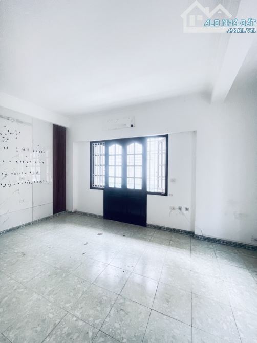 PL VỈA HÈ PHẠM THẬN DUẬT - OTO TRÁNH - KD VP - 45M² - 4 TẦNG - 20.5 TỶ (8CG203039) - 2