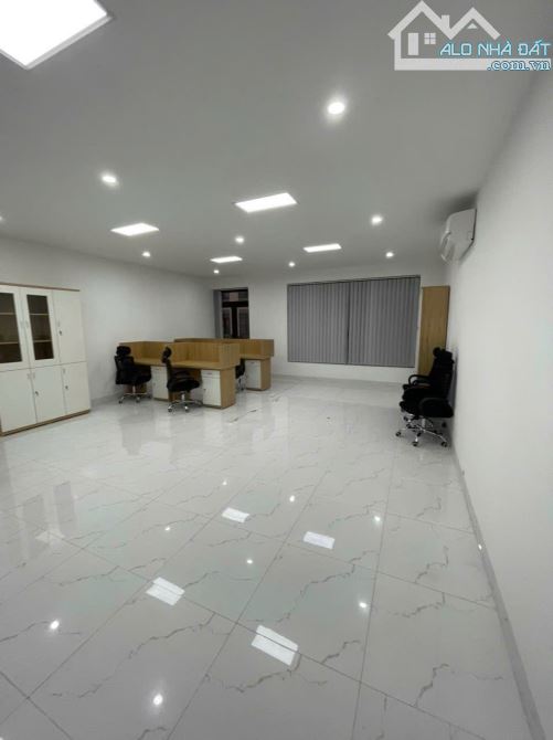 Cho thuê nhà Tố Hữu - Mỗ Lao. DT 90m2, 6 tầng thông sàn, thang máy, full điều hòa - 3