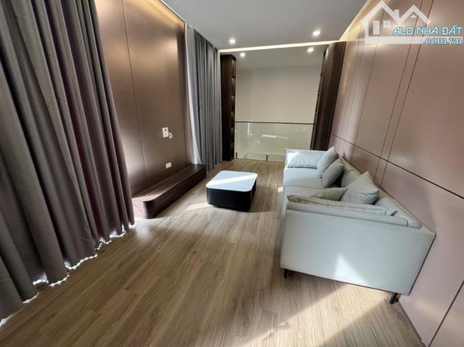 Nhà Thạch Bàn,DT 40m X 6 tầng, Thang máy, ngõ to giá 8 tỷ - 3