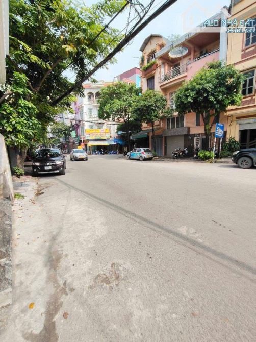 Bán nhà Tân Mai_82m2_hơn 13 đồng_thang máy_mặt tiền 5,5m_ngõ ô tô đỗ cửa_full nội thất_ - 3
