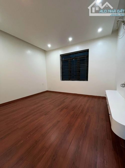 🏘 BÁN NHÀ 4 TẦNG MỚI – NGÃ TƯ QUÁN TOAN -HỒNG BÀNG- GIÁ 4,1 TỶ -Ô TÔ ĐỖ CỬA - 3