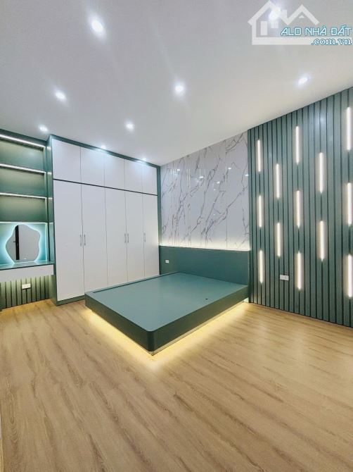 🏡 BÁN NHÀ NGỌC KHÁNH – TRUNG TÂM BA ĐÌNH – 5 TẦNG ĐẸP – GIÁ CHỈ 6.85 TỶ - 3