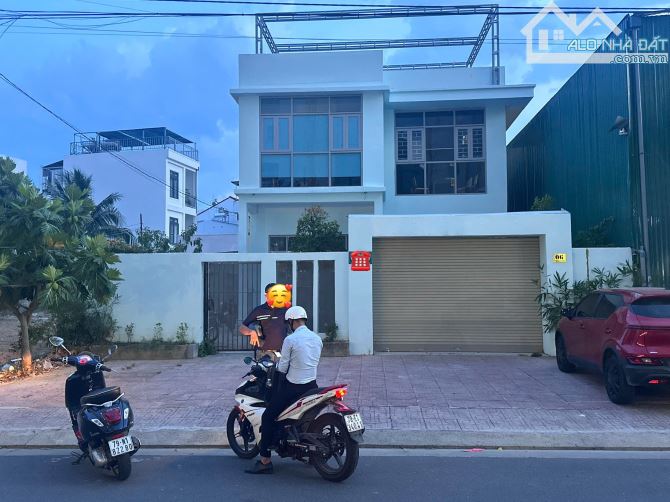 BÁN NHÀ BIỆT THỰ 2 TẦNG ĐỐI DIỆN CHUNG CƯ HOÀNG QUÂN, MT ĐƯỜNG TRẦN QUANG DIỆU VĨNH HOÀ. - 3
