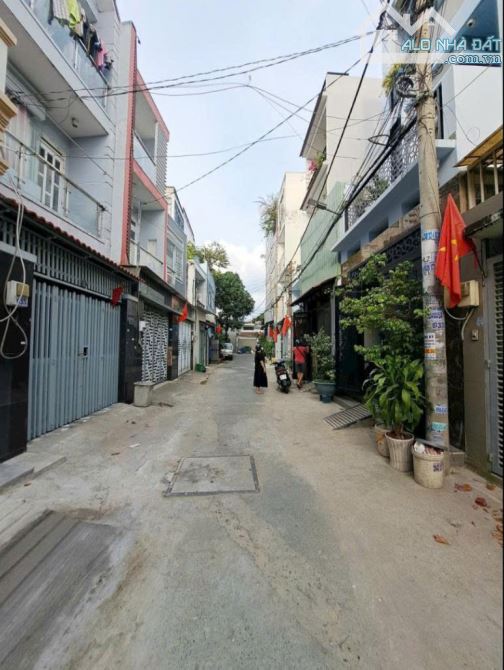 Nhà Mặt Tiền 8m Ngay Bệnh Viện Bình Tân. 58m2, Đường 8m, 4 tỷ 2 còn TL - 3