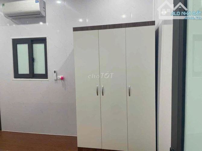 Cho thuê nhà nguyên căn Quang trung - Hà Đông, DT 50m2, 3 ngủ, full nội thất. Giá 11 Triệu - 3
