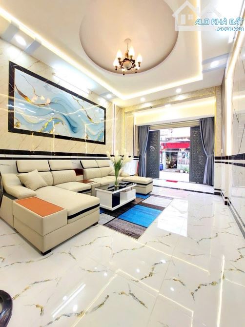 BÁN nhà  MT hẻm 12m có vỉa hè rộng- 3 Tầng BTCT - Ngay Hiệp Thành City - 3