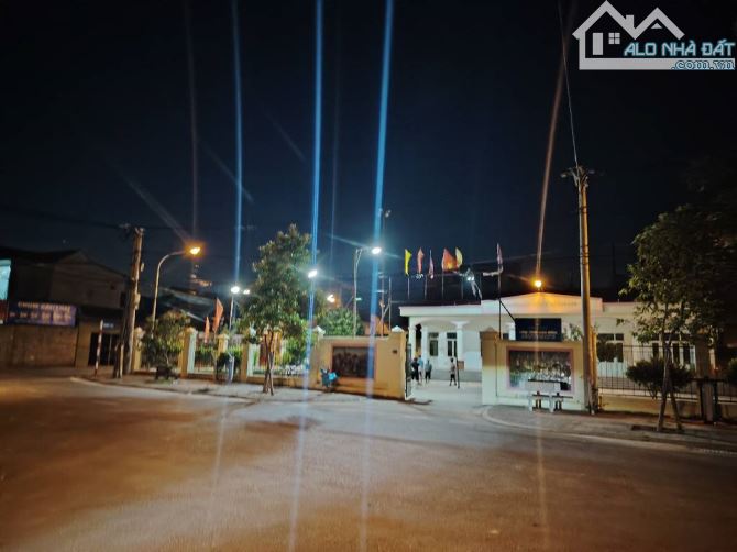7.5 tỷ/179 M2/11 M tiền/ Kim Lan - 3