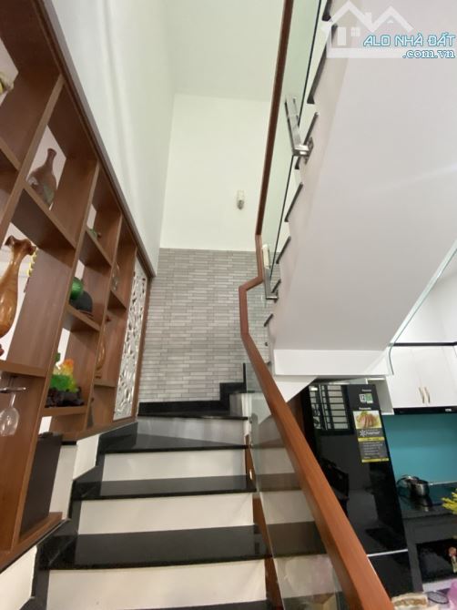BÁN NHÀ HẺM 8M NGUYỄN SƠN - TÂN PHÚ, GẦN 60M2 (4.2M x 13.5M) 2 TẦNG BTCT MỚI, CHỈ 7.x TỶ - 3