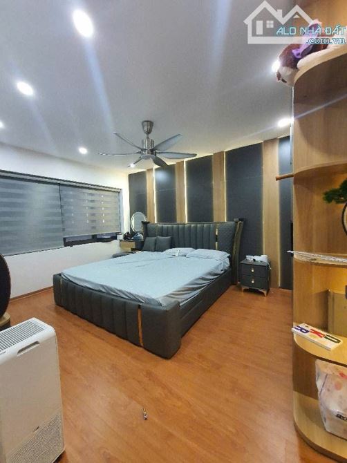 Nội thất sịn- chủ làm ăn có lộc- nhiệt bán nhà mới 5 tầng Phúc Lợi - 3