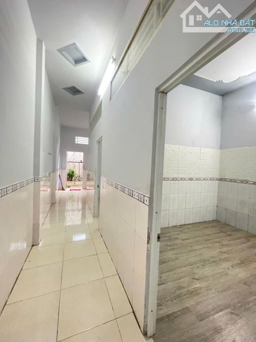 Dính nợ ! Cần bán gấp căn nhà ở Đ. Nguyễn Thị Sáu , TTT , Hóc Môn 88m2 SHR giá 910 triệu - 3