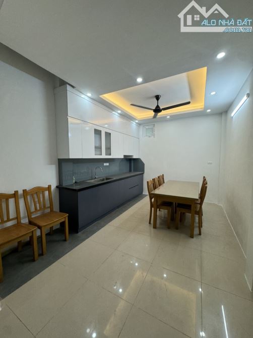 PHẠM VĂN ĐỒNG – ÔTÔ TRÁNH - GẦN PHỐ – 40M² – 5 TẦNG – 10.5 TỶ (2ĐTL91235) - 3