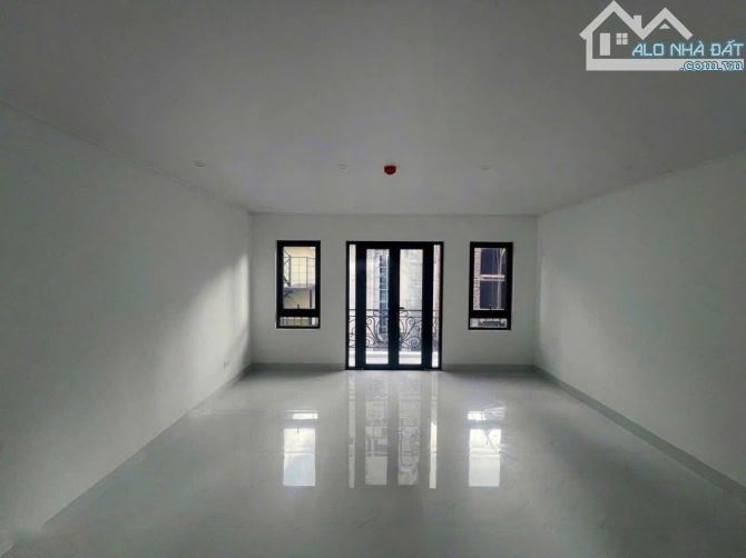 Cho thuê Tòa nhà Văn phòng đường Nguyễn Tuân, DT 75m2, 7 tầng, thang máy, mặt tiền 5m. - 3