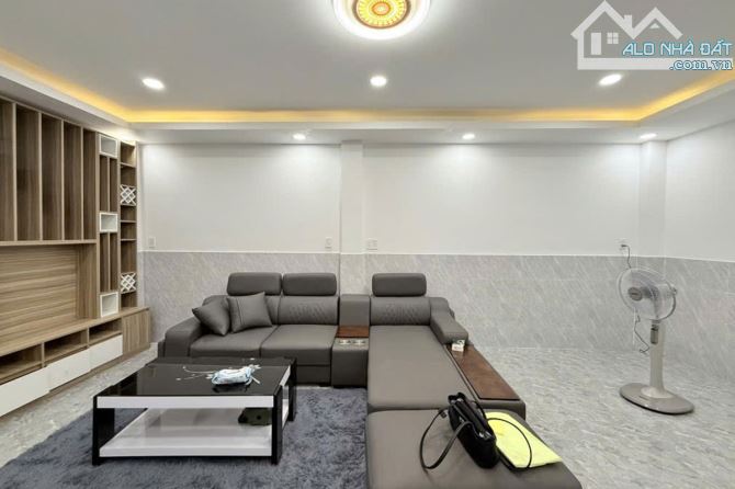 Bán nhà hẻm 3m, Nguyễn Xí, Bình Thạnh, 55 m² (4m x 14m), 2 phòng - Giá 4.4 tỷ TL - 3
