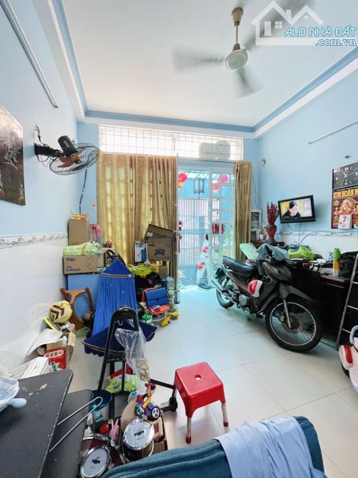 🏡 Nhà 2 Tầng, Sân Thượng, Gần Âu Cơ - Mã Số: NTK-25.8-588 - 3