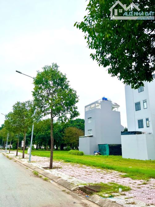 CẦN BÁN GẤP LÔ ĐẤT KDC TÂN ĐÔ LIỀN KỀ BÌNH CHÁNH SHR QUY HOẠCH KHU DÂN CƯ ĐỐNG ĐÚC - 3