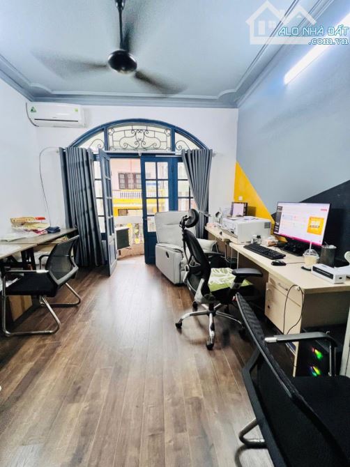 VỊ THẾ SỐ 1: Nguyễn Phúc Lai 52m2, 4T, sát phố, PL ô tô tránh, vỉa hè rộng, KDVP - 3