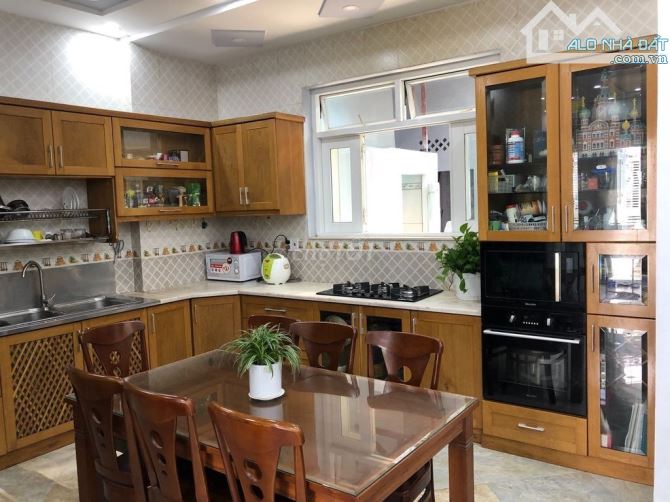 Bán nhà hẻm xinh 3 tầng đường Phan Văn Trị - 6x12m - giá chỉ 11 tỷ - 3