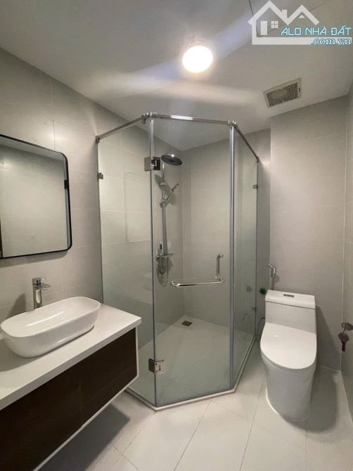 Bán Nhà Xây Mới Lạc Long Quân DT 35m2 × 5 Tầng Full Nội Thất Cao Cấp Ngõ Rộng Giá Rẻ - 3