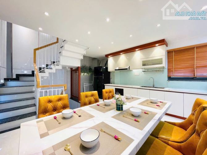 BÁN NHÀ RIÊNG ÁI MỘ- DT 36M2- 5 TẦNG- FULL NỘi THẤT VIP- CHỈ 6,8 TỶ TL- CỰC HIẾM! - 3