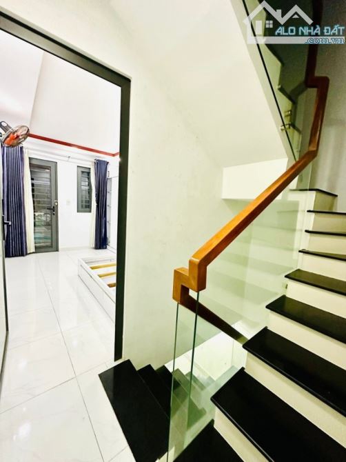 ♥ Mặt Tiền Đỗ Quang, gần Nguyễn Văn Linh, 53m2, ngang 4.8m, 2.5 tầng, nhỉnh 7 tỷ - 3