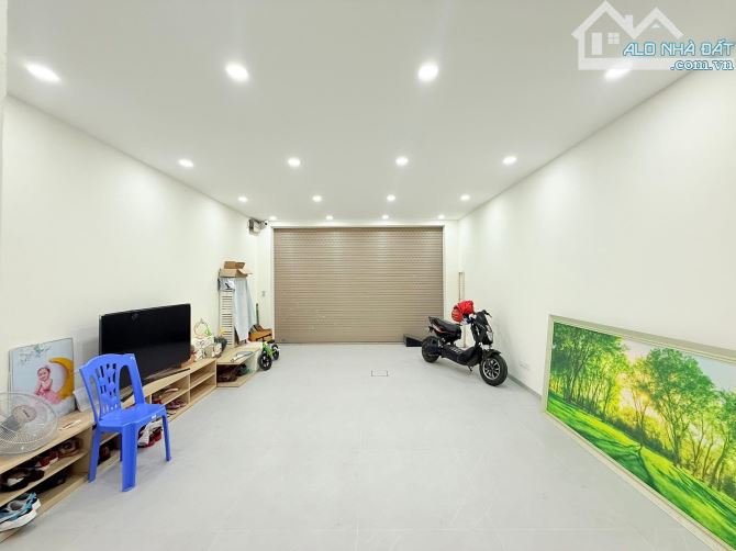 Giảm Chào Bán Gấp Nhà 7 Tầng Kinh Doanh Trần Quang Diệu Đống Đa DT 57M MT 5.1M Giá 28.5Tỷ - 3