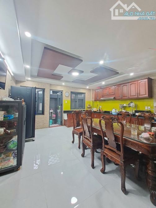 Nhà mặt tiền khu Tên Lửa đường 28, 100m2 ( 5 x 20 ) 5 TẦNG 5 PN ở và Kinh Doanh Văn phòng - 3