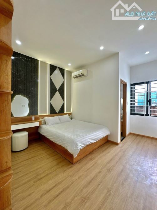 🏡 CHÍNH CHỦ GỬI BÁN NHÀ MẶT TIỀN 3 TẦNG FULL NỘI THẤT ĐƯỜNG BÀU HẠC 2  - CÓ SẴN HỢP ĐỒNG - 3