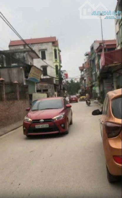 Bán 55m đất sổ đỏ chính chủ ô tô 7 chỗ đỗ cửa tại trung tâm Vĩnh Ngọc Đông Anh