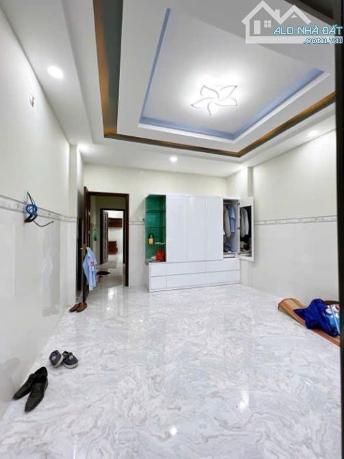 GIẢM SÂU CÒN 12 TỶ - NHÀ 4 TẦNG 83m2 - SỔ VUÔNG, KO LG, KO QH - HẺM 8m KHU K300 - 3