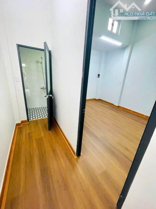 MẶT TIỀN KINH DOANH 2 TẦNG NGAY TT Y TẾ DĨ AN, DT 60M NGANG 4.5M, NHỈNH 3 TỶ - 3