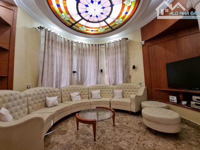 Bán Biệt Thự Đẳng Cấp - Full Nội Thất Cao Cấp - Khu B Vĩnh Điềm TRung - Nha Trang - 3