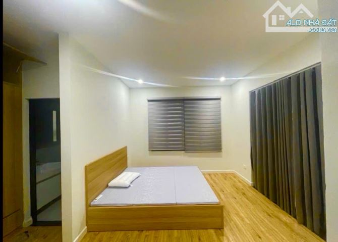 BIỆT THỰ LÔ GÓC Ô TÔ TRÁNH THẠCH BÀN DT108M 3T GIÁ 17,2 TỶ FULL NỘI THẤT KINH DOANH - 3