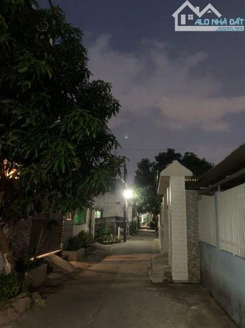 BÁN NHÀ ĐẸP Ở NGAY, NGANG GẦN 5M, HẺM OTO, TÂN XUÂN 3 HÓC MÔN, DT59M2(4.5×13), GIÁ SIÊU RẺ - 3
