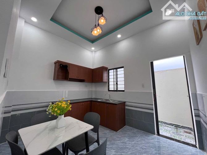 Còn 2 Căn Nhà 1 Lầu Khu Tân Kim 4 x 10m. Full Nội Thất .Sổ Hồng Sẵn Giá Rẻ Còn Bớt - 3
