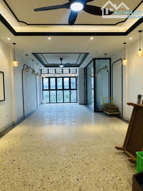 B.Á.N NHÀ  LAI XÁ, PHÂN LÔ, Ô TÔ TRÁNH, THANG MÁY,  SÁT ĐẠI HỌC THÀNH ĐÔ 75M2, 16 TỶ 8 - 3