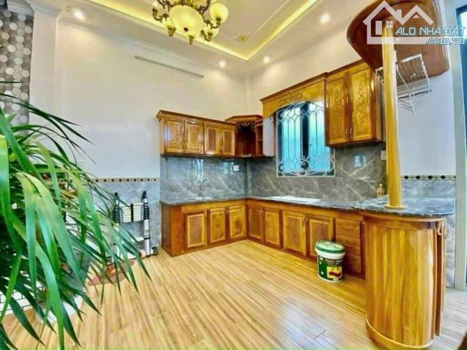 CHO THUÊ NHÀ 2 LẦU ĐẸP - FULL NỘI THẤT TRỤC CHÍNH HẺM, BÁN KÍNH 600M ĐẦY ĐỦ TIỆN ÍCH - 3