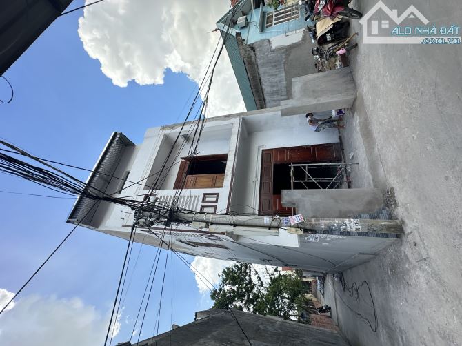 Chào bán căn nhà vị trí lô góc trục đường thôn tại Thuỷ Đường, Thuỷ Nguyên giá chỉ 3,x tỷ - 3