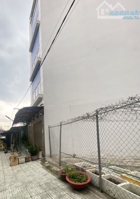 Bán đất mặt tiền kinh doanh-5x10m, lô góc 3 mặt, Quận 7 Phường Tân Phú, nhỉnh 4 t/y - 3