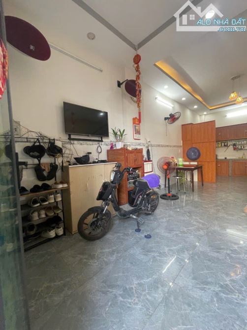 CHÍNH CHỦ BÁN GẤP HXH GÒ XOÀI 45M2- NGANG 5 - CHỈ 4.5 TỶ - NHÀ MỚI Ở LUÔN - 3
