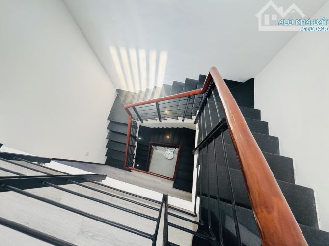 💥BÁN NHÀ MẶT TIỀN 3 TẦNG ĐẸP NHƯ TRANH-HẢI CHÂU-ĐÀ NẴNG - 3