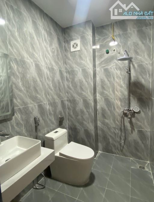 Bán nhà Thạch Bàn, Long Biên 30m2, 5 tầng, ô tô đỗ gần, 5.75 tỷ - 3