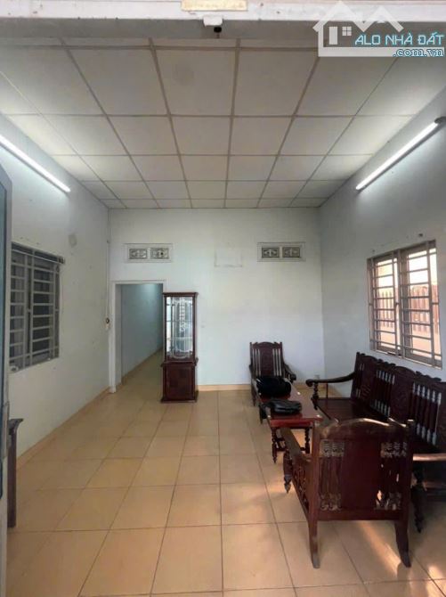 Nhà Linh Xuân hẻm xe tải, 2pn, rộng rãi thoáng mát. Sẵn 3 máy lạnh - 3