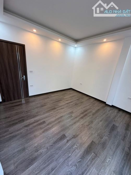 Bán nhà Xuân Đỉnh, 38m-5tầng chỉ 7 tỷ, nhà đẹp, 3 thoáng, tặng full nội thất, hiếm - 3