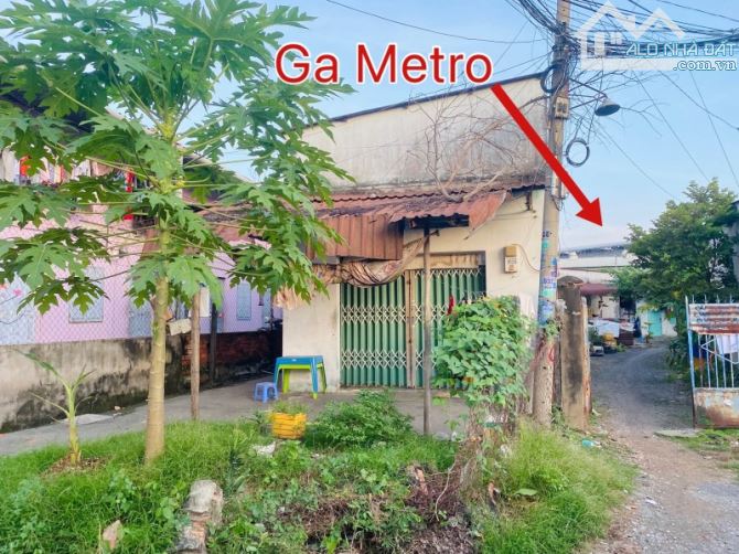 Bán Nhà Linh Trung Có Dòng Tiền 215m2 Hẻm Xe Hơi Ngang 7.6 Dài 32 Giá 7.8 Tỷ - 3