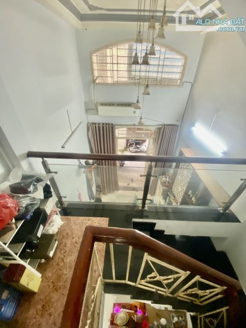 Bán nhà hẻm vip 4 Tầng Trần Bình Trọng P2 Q5 Chỉ 5.75 Tỷ - 3