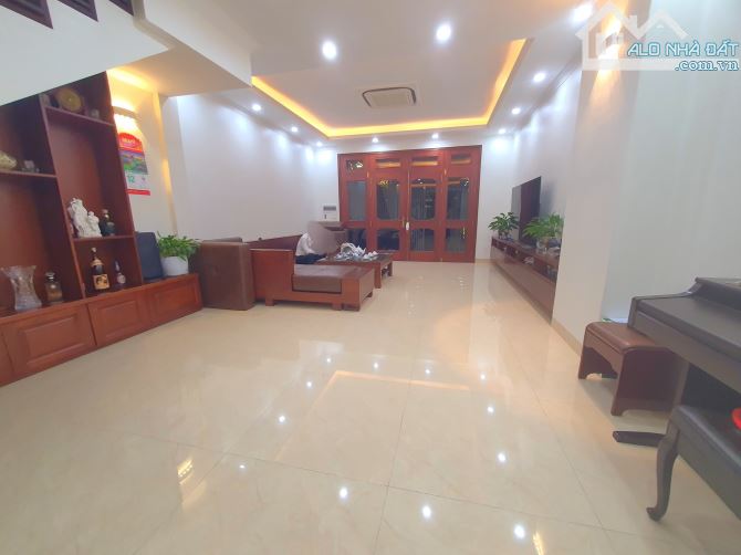 Bán Nhà Chiến Thắng Văn Quán, Vỉa Hè Ô Tô Tránh 80m 5 Tầng Giá 19 Tỷ - 3