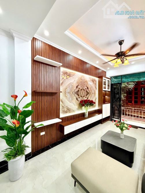 Nhà đẹp Minh Khai, 5 tầng thang máy, Gần phố, Giá cực tốt - 3