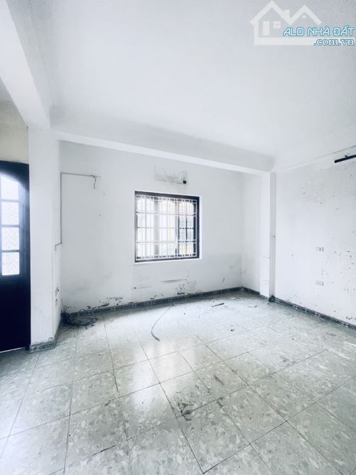 PL VỈA HÈ PHẠM THẬN DUẬT - OTO TRÁNH - KD VP - 45M² - 4 TẦNG - 20.5 TỶ (8CG203039) - 3